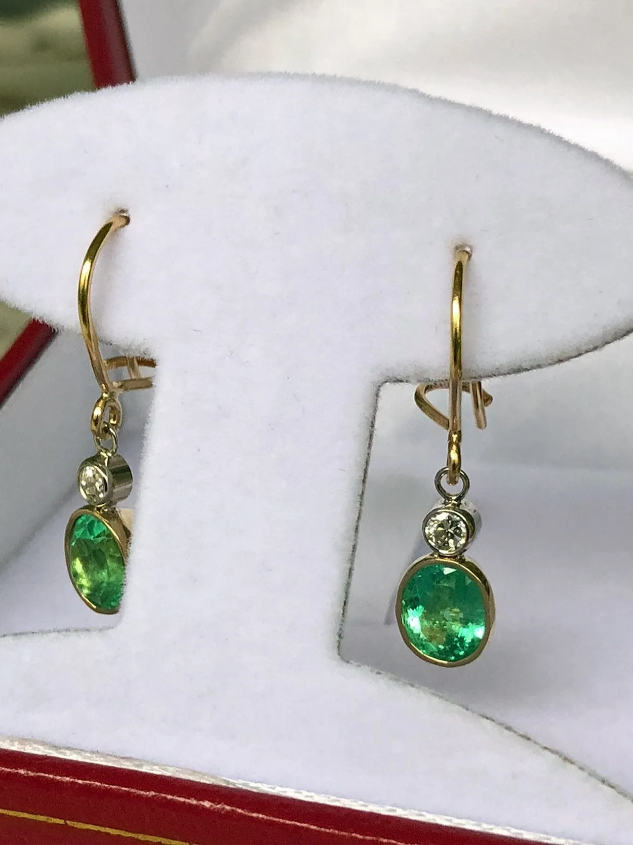 2.60 Carat Natural Colombian Emerald Diamond Dangle Earrings 18K Gold