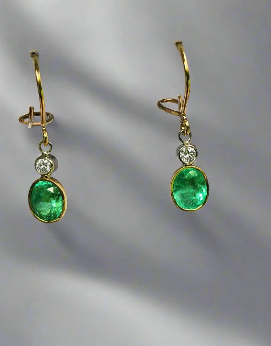 2.60 Carat Natural Colombian Emerald Diamond Dangle Earrings 18K Gold