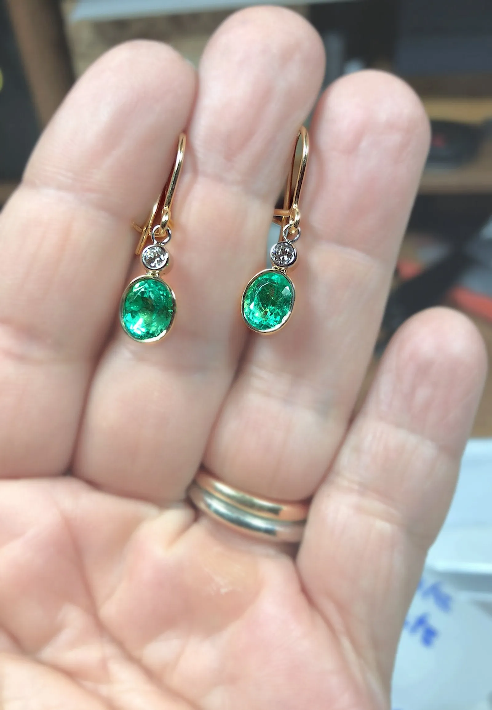 2.60 Carat Natural Colombian Emerald Diamond Dangle Earrings 18K Gold