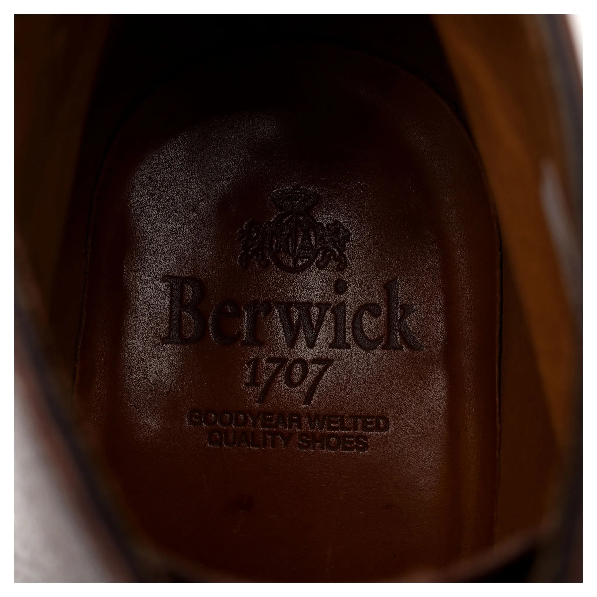 '320-K3' Brown Grain Leather Chukka Boots UK 7.5 F