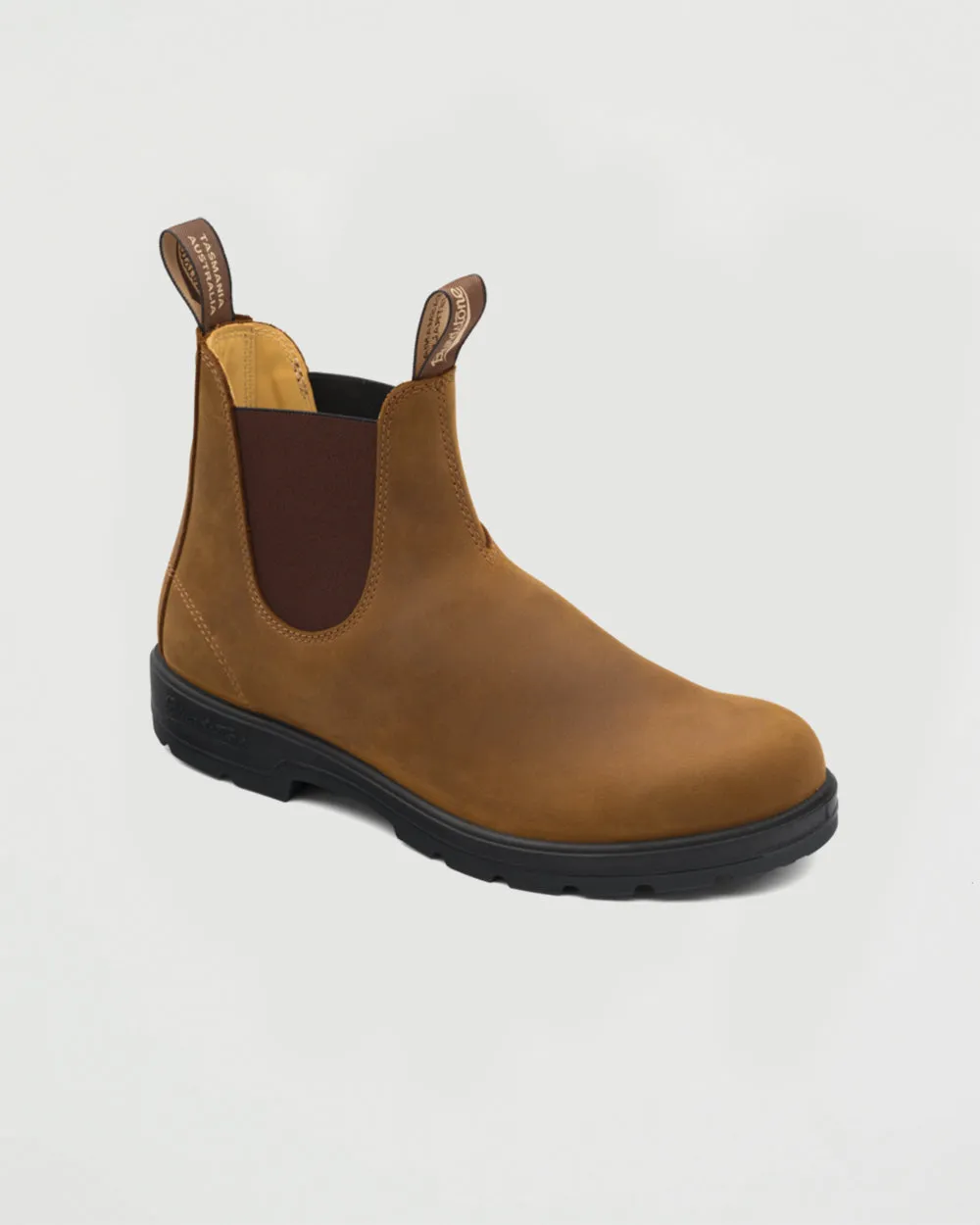 562 Classic Saddle Brown