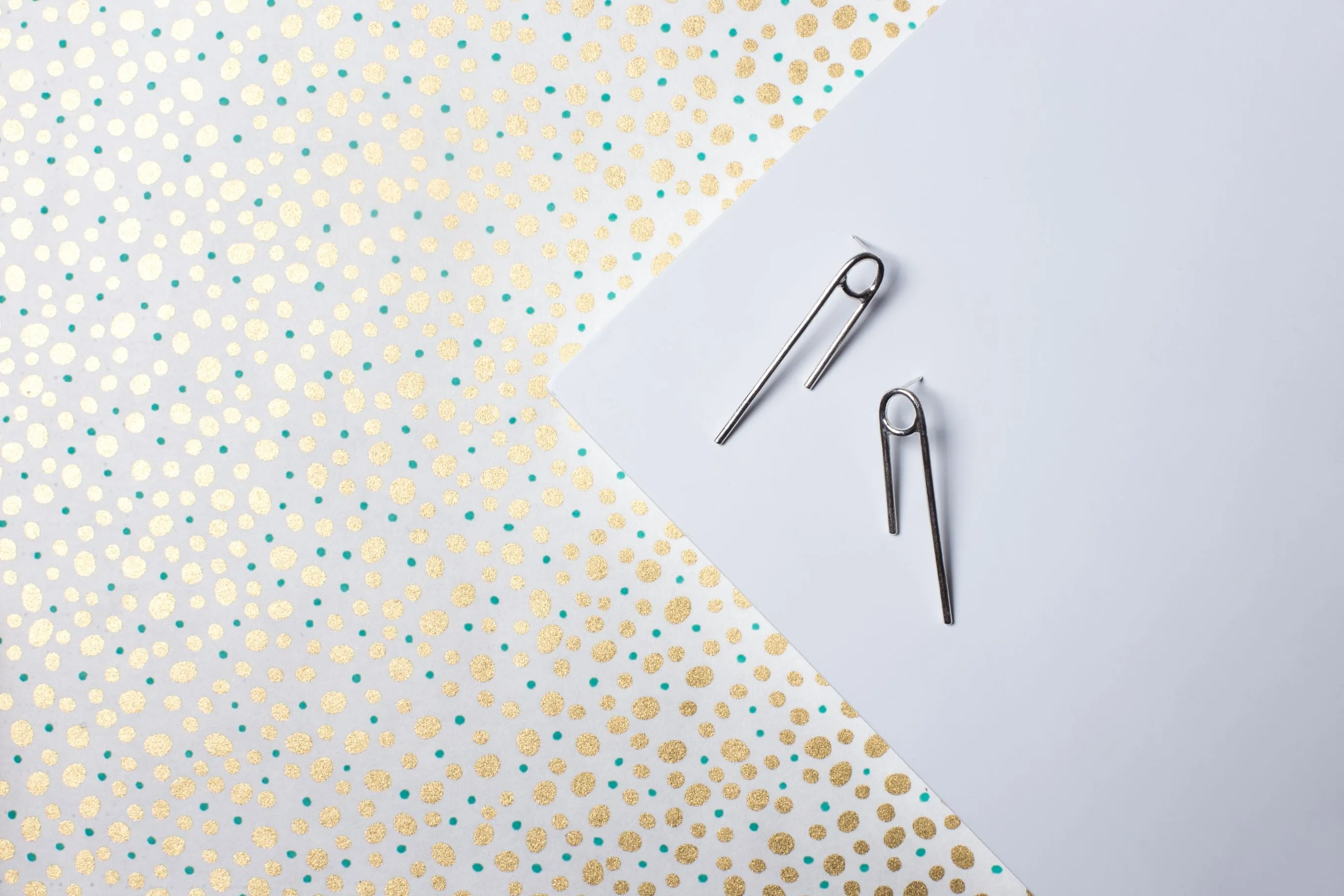 Asymmetrical Circle Stud Earrings