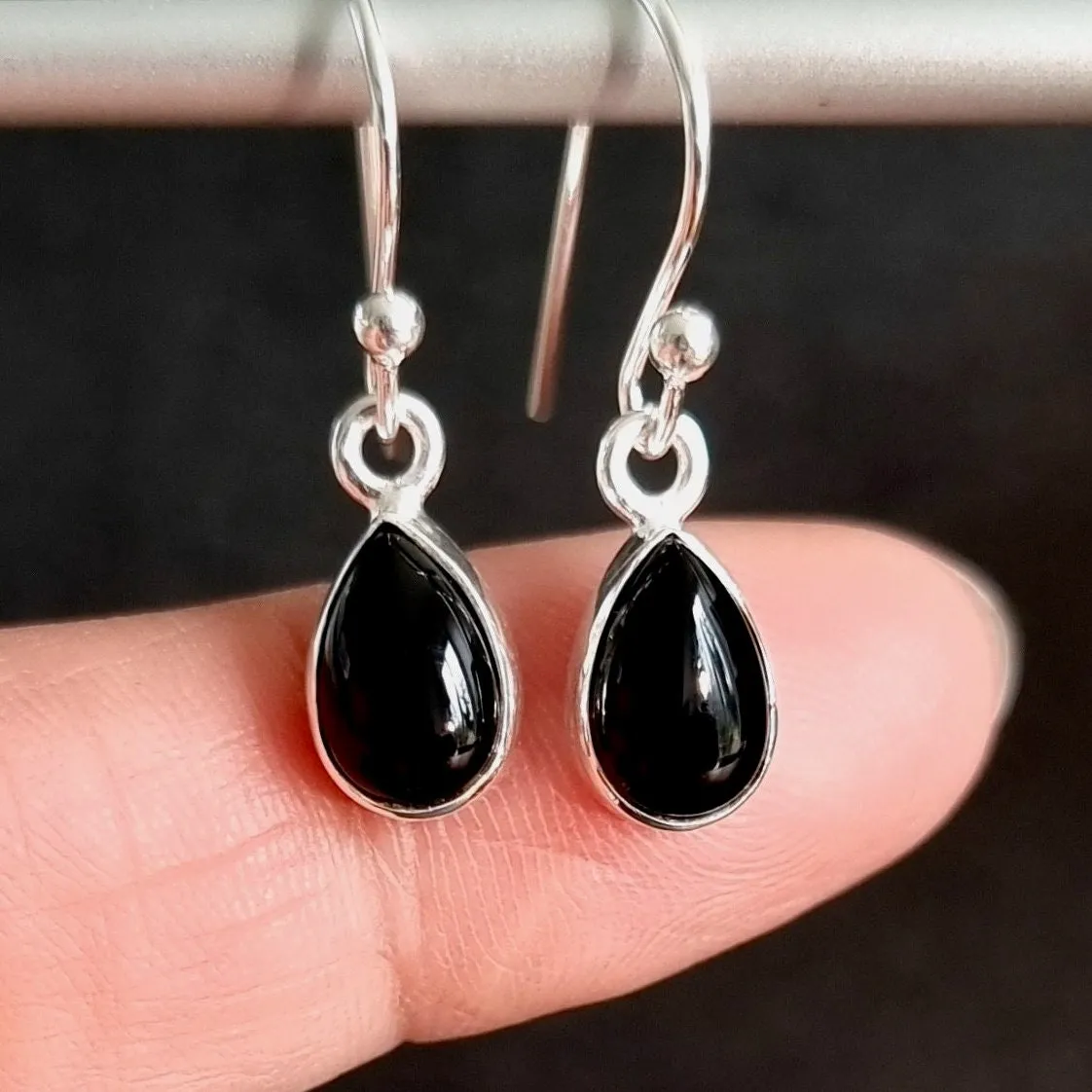 Black Onyx Teardrop 9mm x 6mm 925 Silver Earrings, E5O