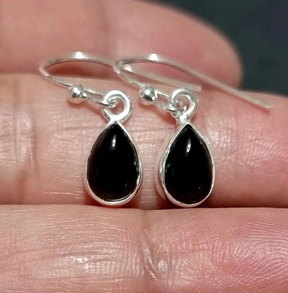 Black Onyx Teardrop 9mm x 6mm 925 Silver Earrings, E5O