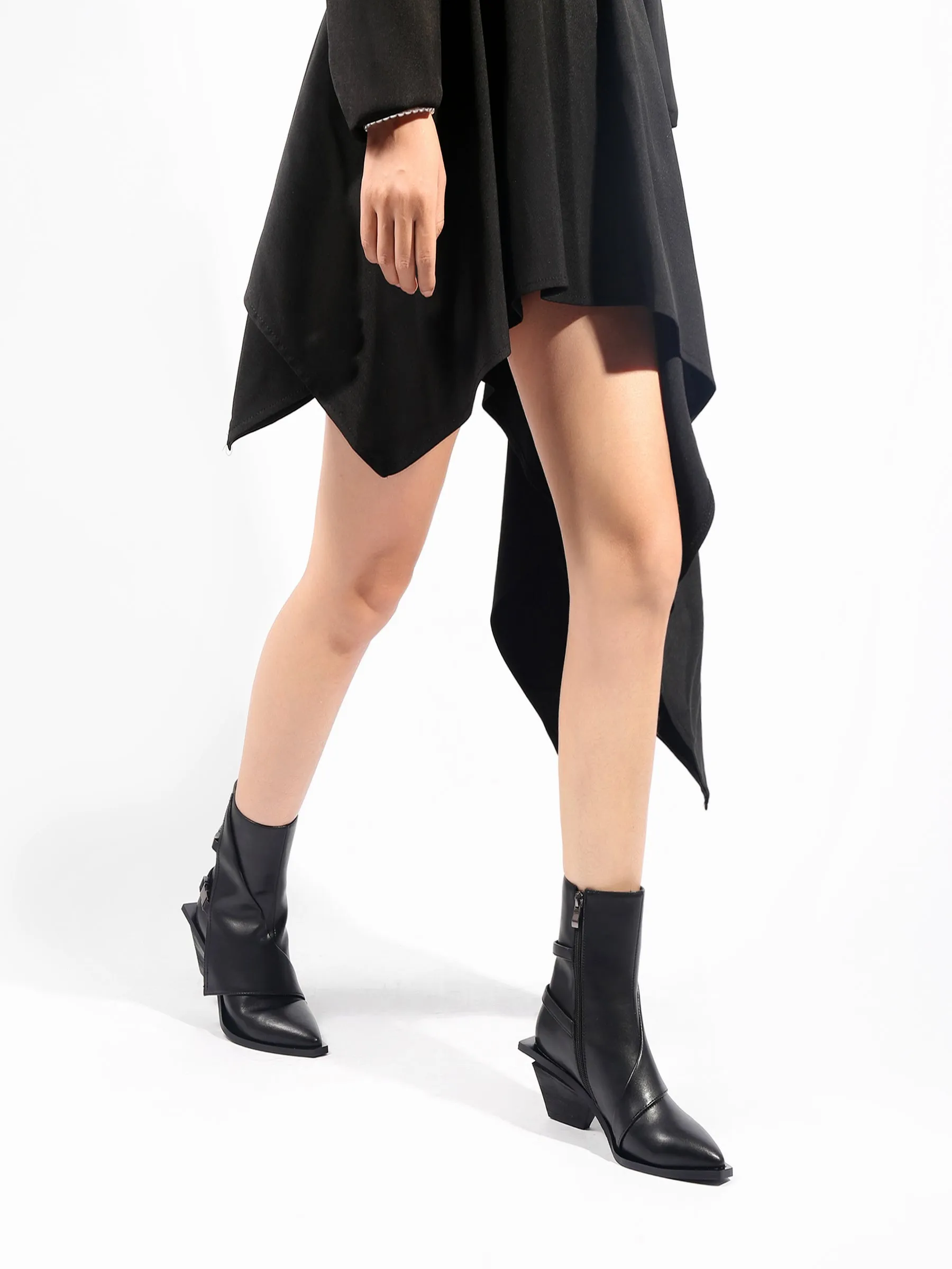 Block Heel Leather Ankle Bootie - Black