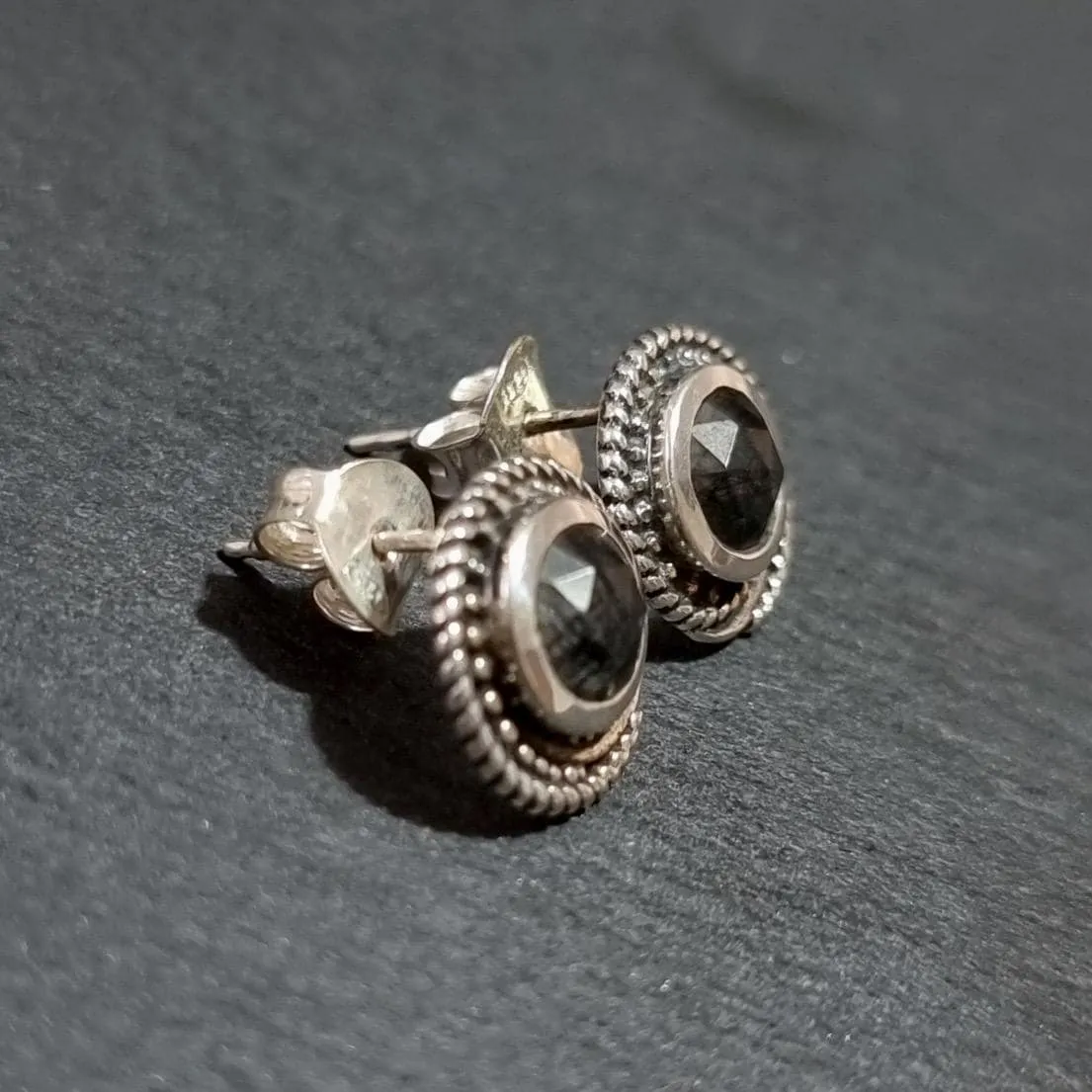 Boho Round 925 Silver Facetted Tourmalinated Quartz Stud Earrings, S18TQZ