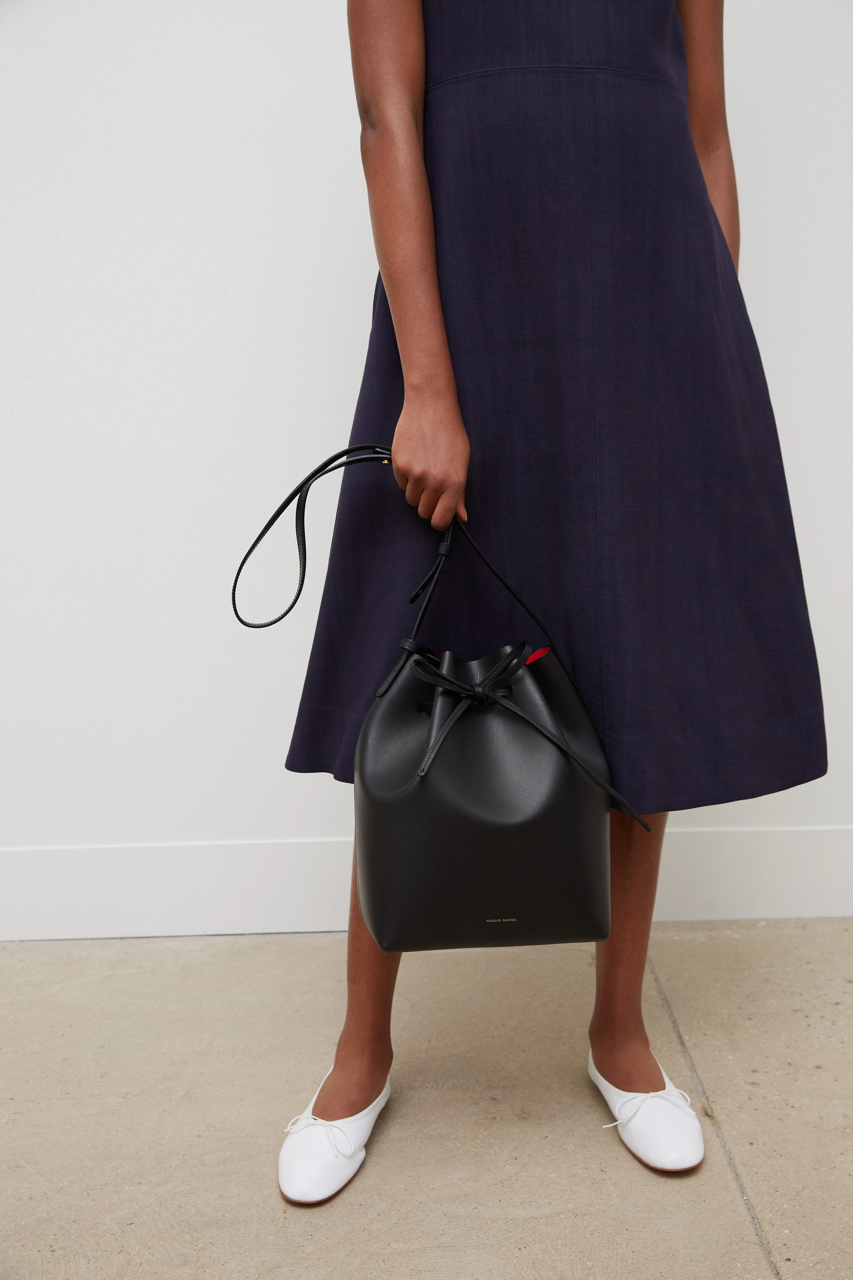 Bucket Bag - Black/Flamma