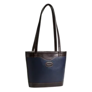 Bucket Bag by Pioneros