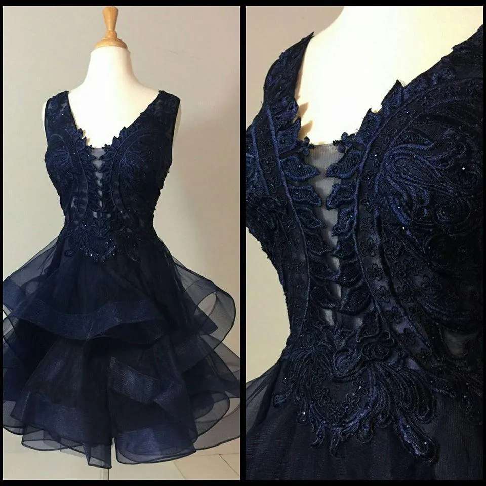 Burgundy Lace Short Homecoming Gown with Horsehair Skirt