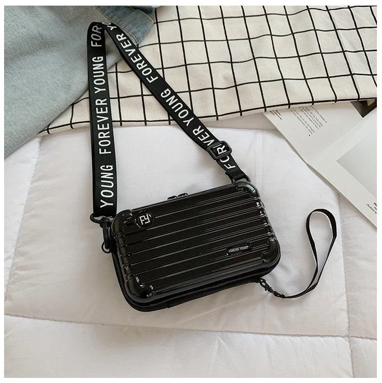Caterina – Stylish Compact Travel Clutch for the Modern Women