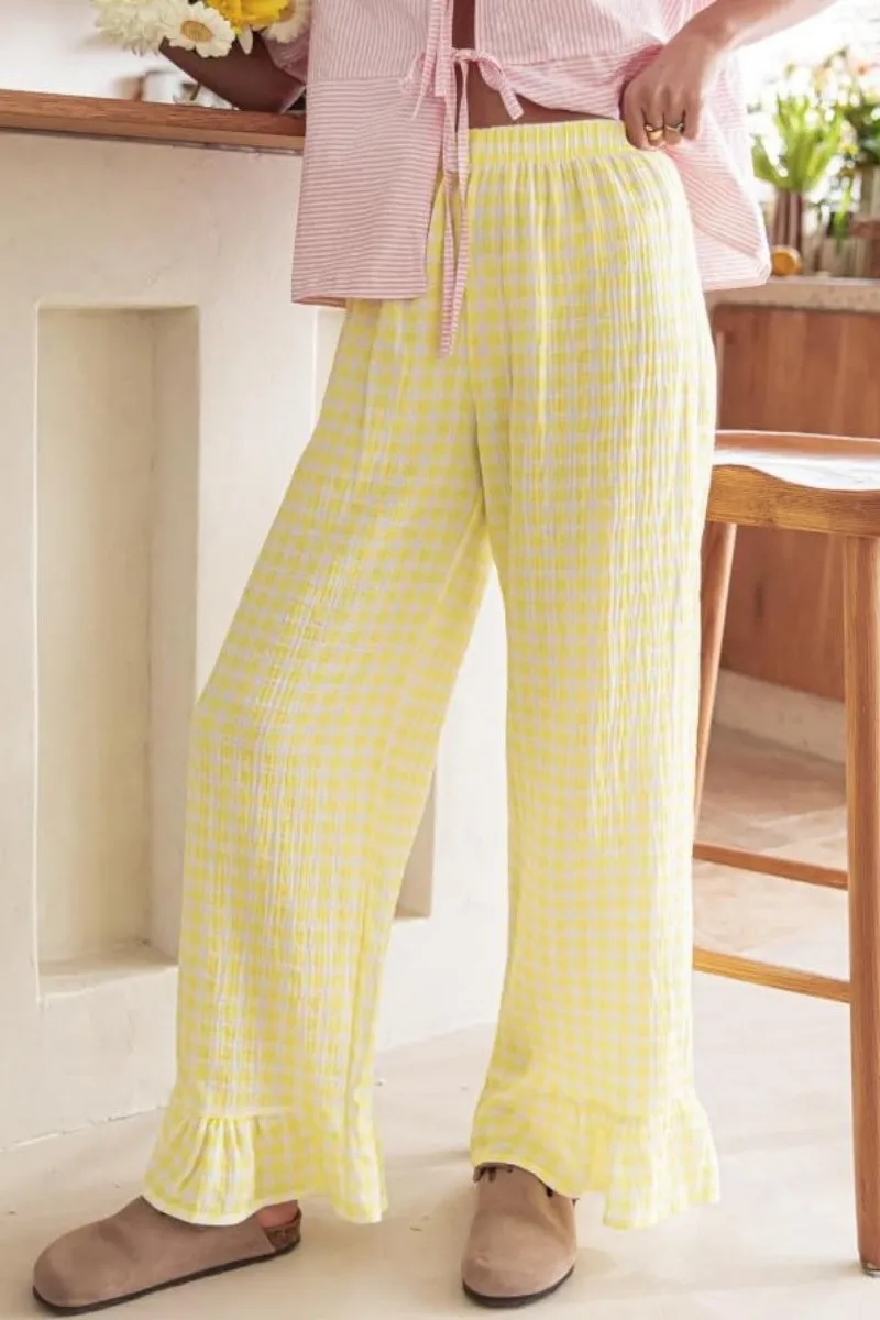 Chouyatou Womens Gingham Pants Wide Leg Lounge Pants Y2k Plaid Print Ruffle Hem Loose Trouser