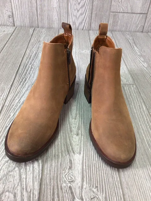 Clarks Ankle Boots Size 7 New