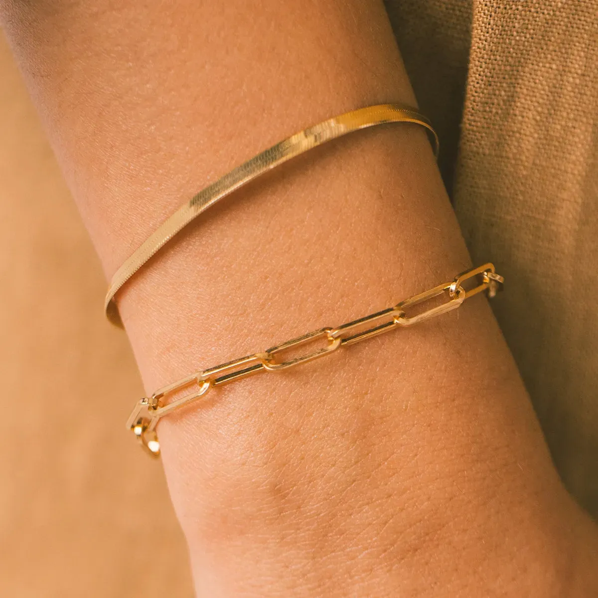 Classic Gold Chain Bracelets for Women Trendy 14K Gold Plated Stainless Steel Herringbone Chain Stackable Figaro Chain Paperclip Link Bracelets