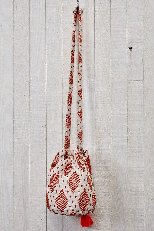 COCO TASSEL BUCKET BAG