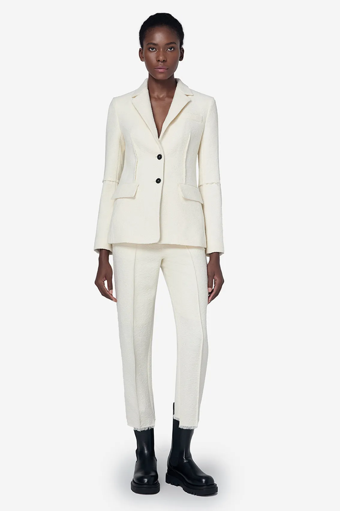 CONTRAST BUTTON DETAILS BLAZER