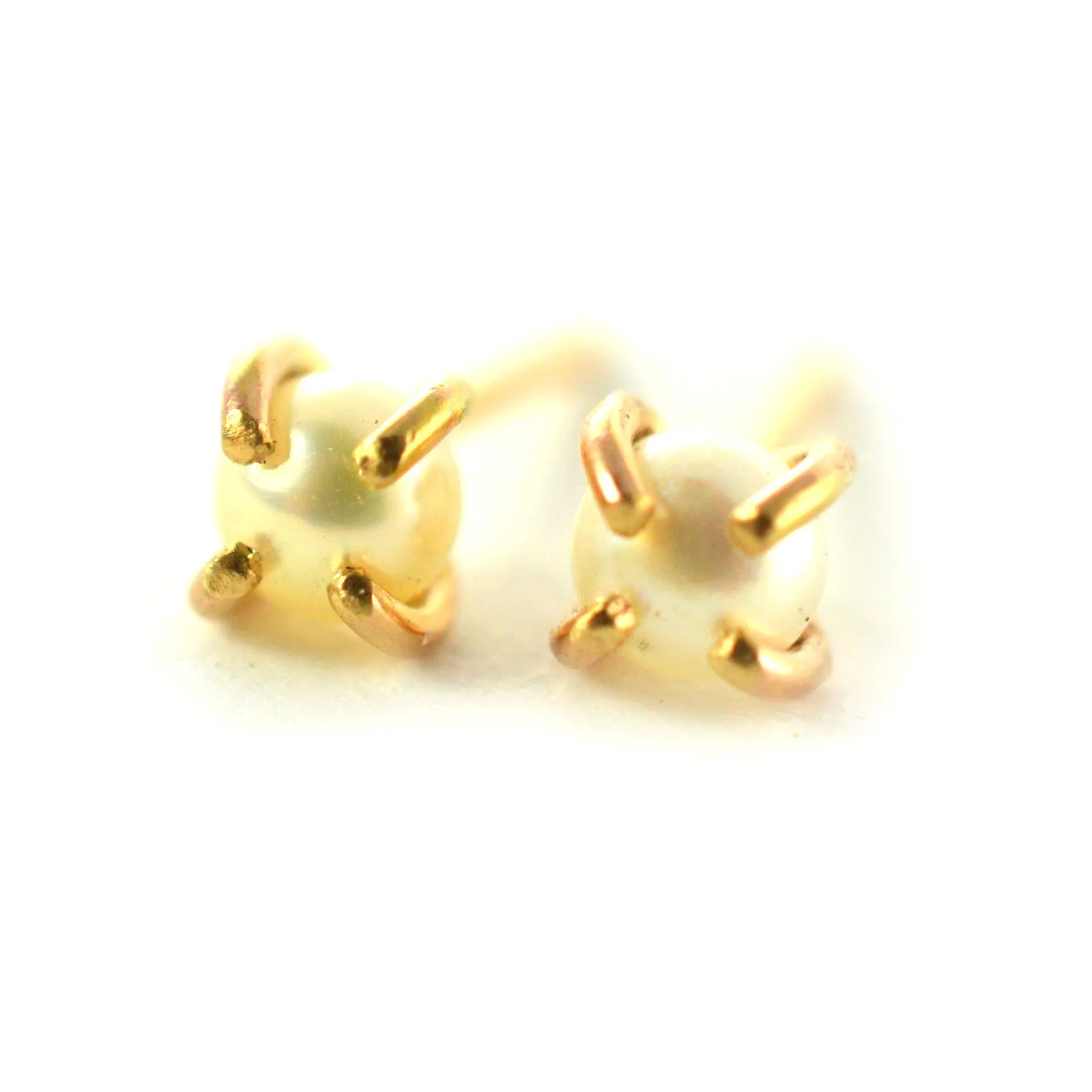 Cream Pearl Stud Earrings