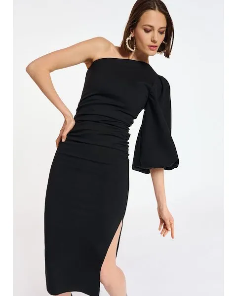 Cucaracha Dress