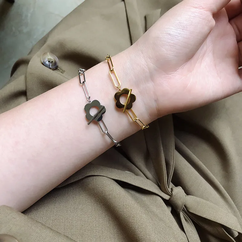 Daisy Flower 18K Gold Plated Stainless Steel Paperclip Chain T Bar Toggle Bracelets for Women