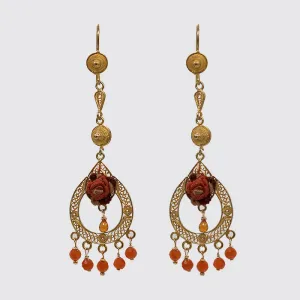 Filigree Earring with Hesonite and Carnilian -