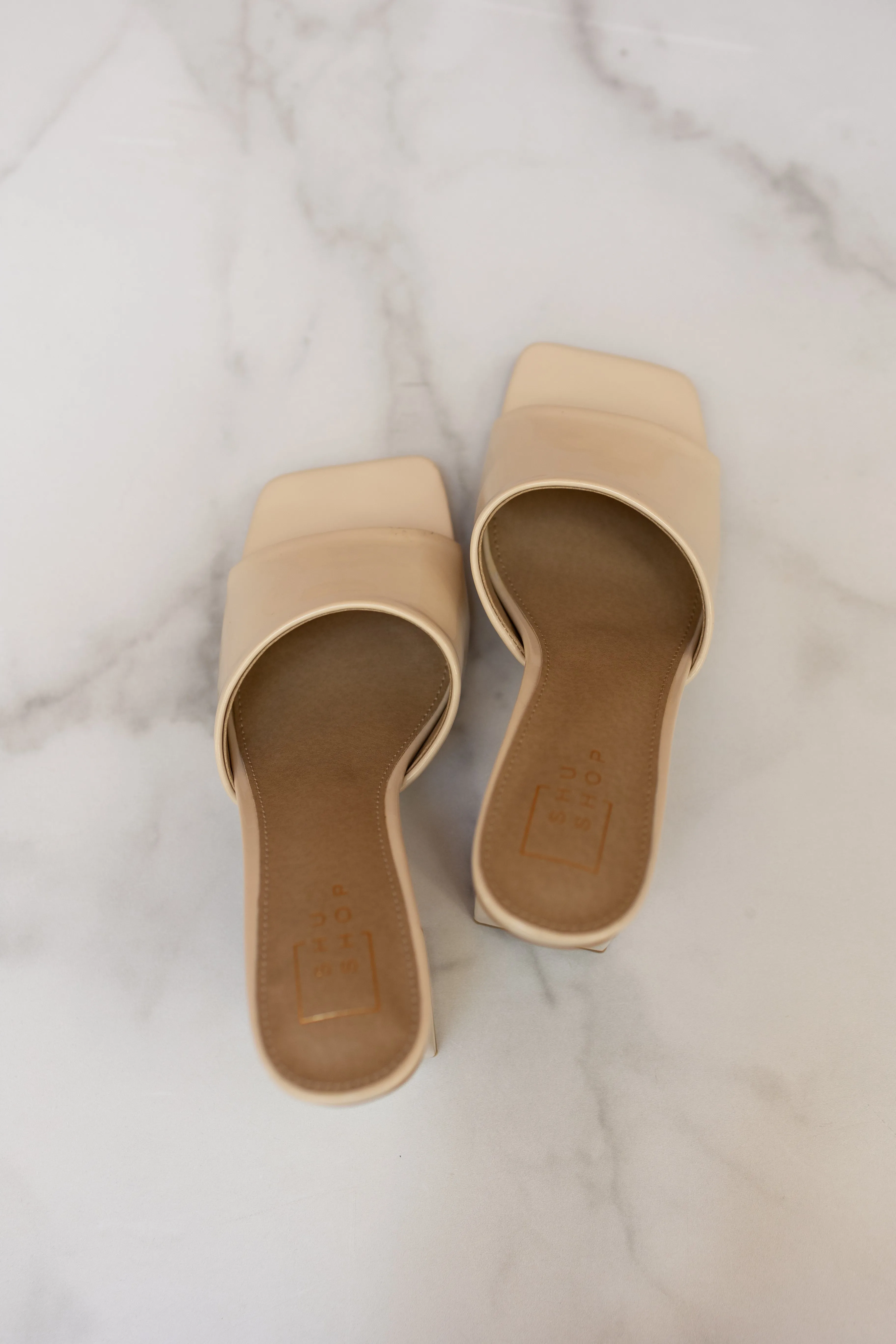 Gillian Heels - Bone