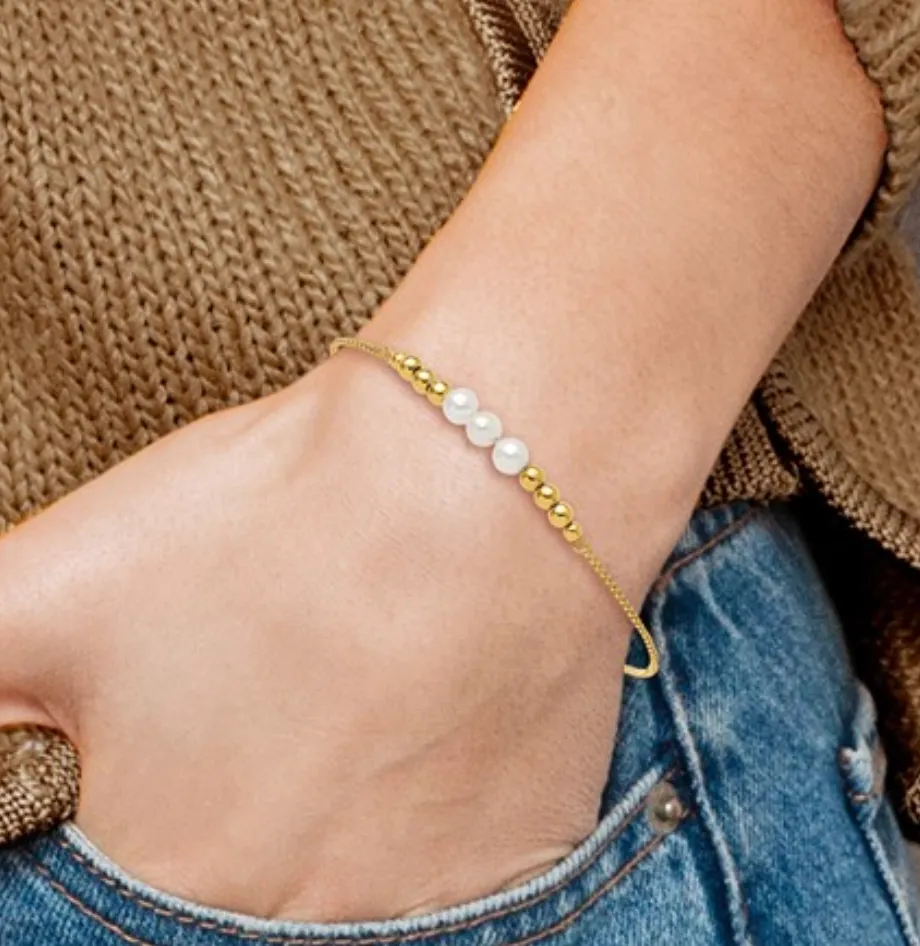 Graduated Freshwater Pearl Beaded Bolo Bracelet