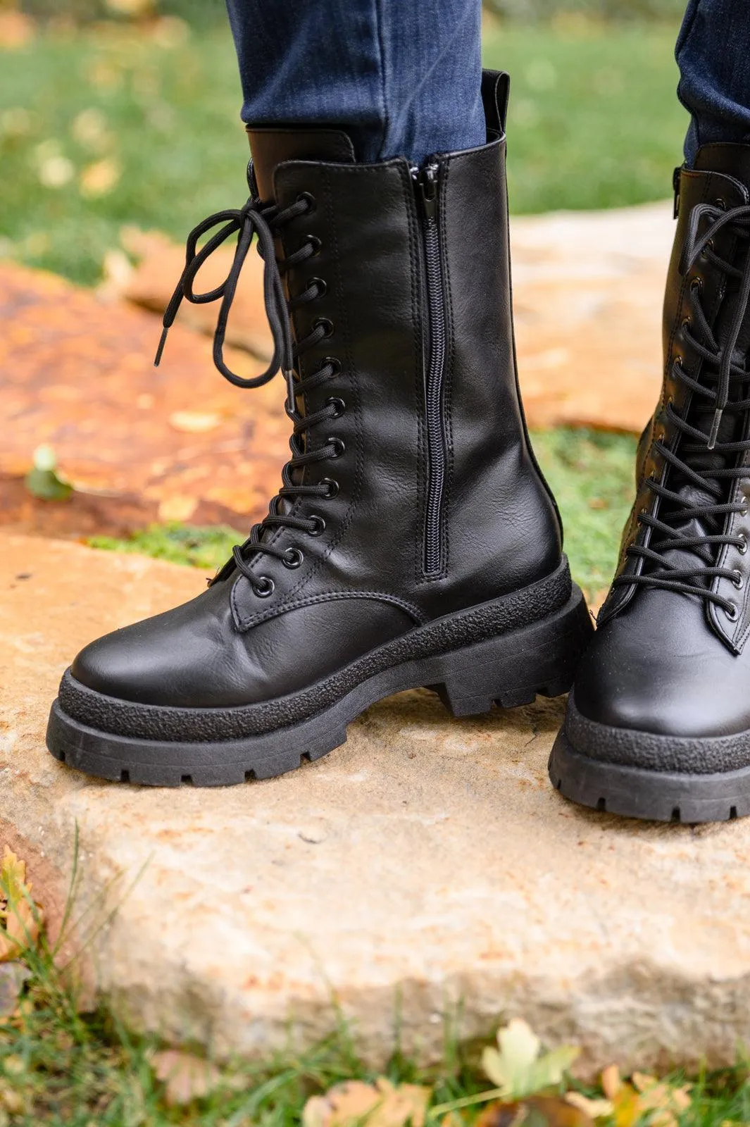 Hazel Blues® | Fresh Feels Combat Boots In Black