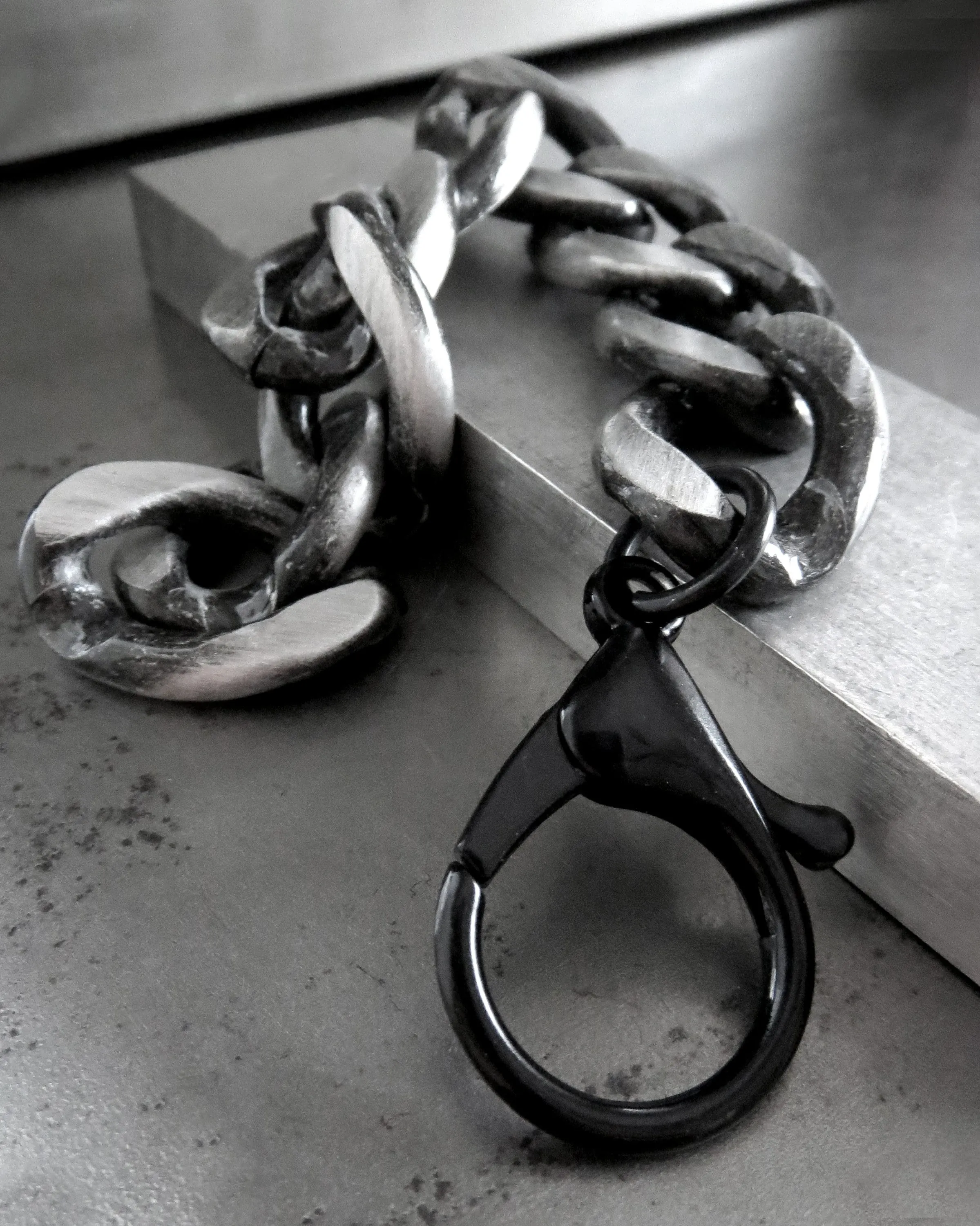 ICON - Thick Chunky Black and Silver Chain Bracelet