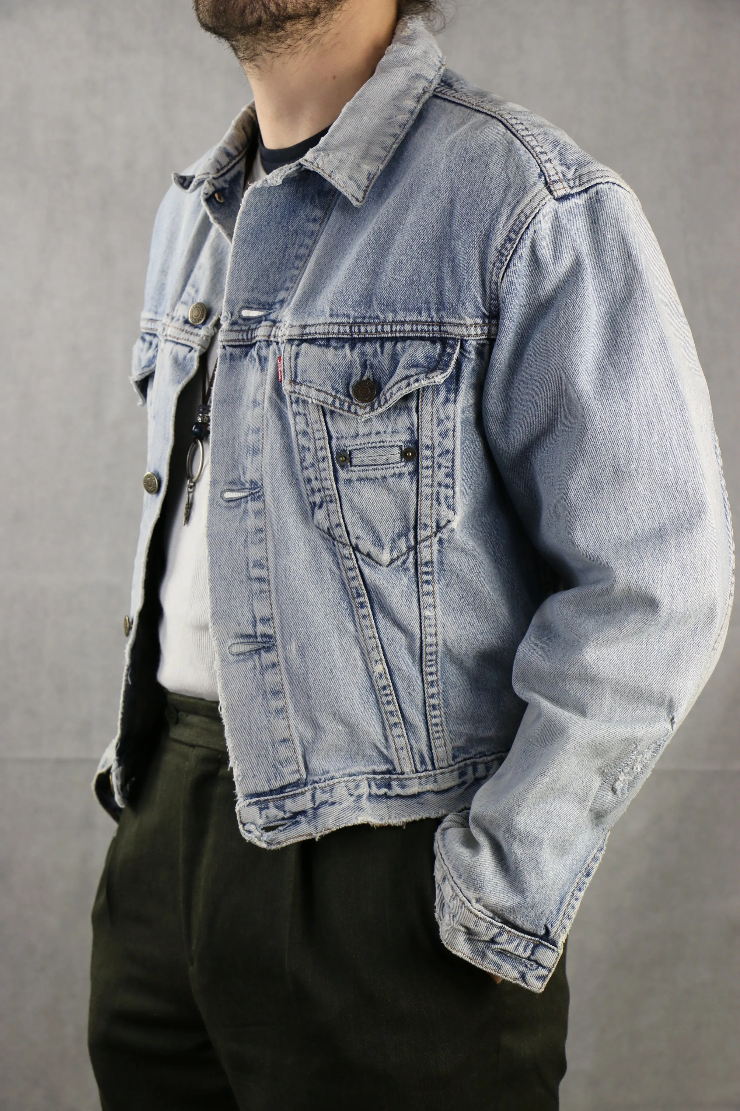 Levi's Denim Jacket 'M' distressed