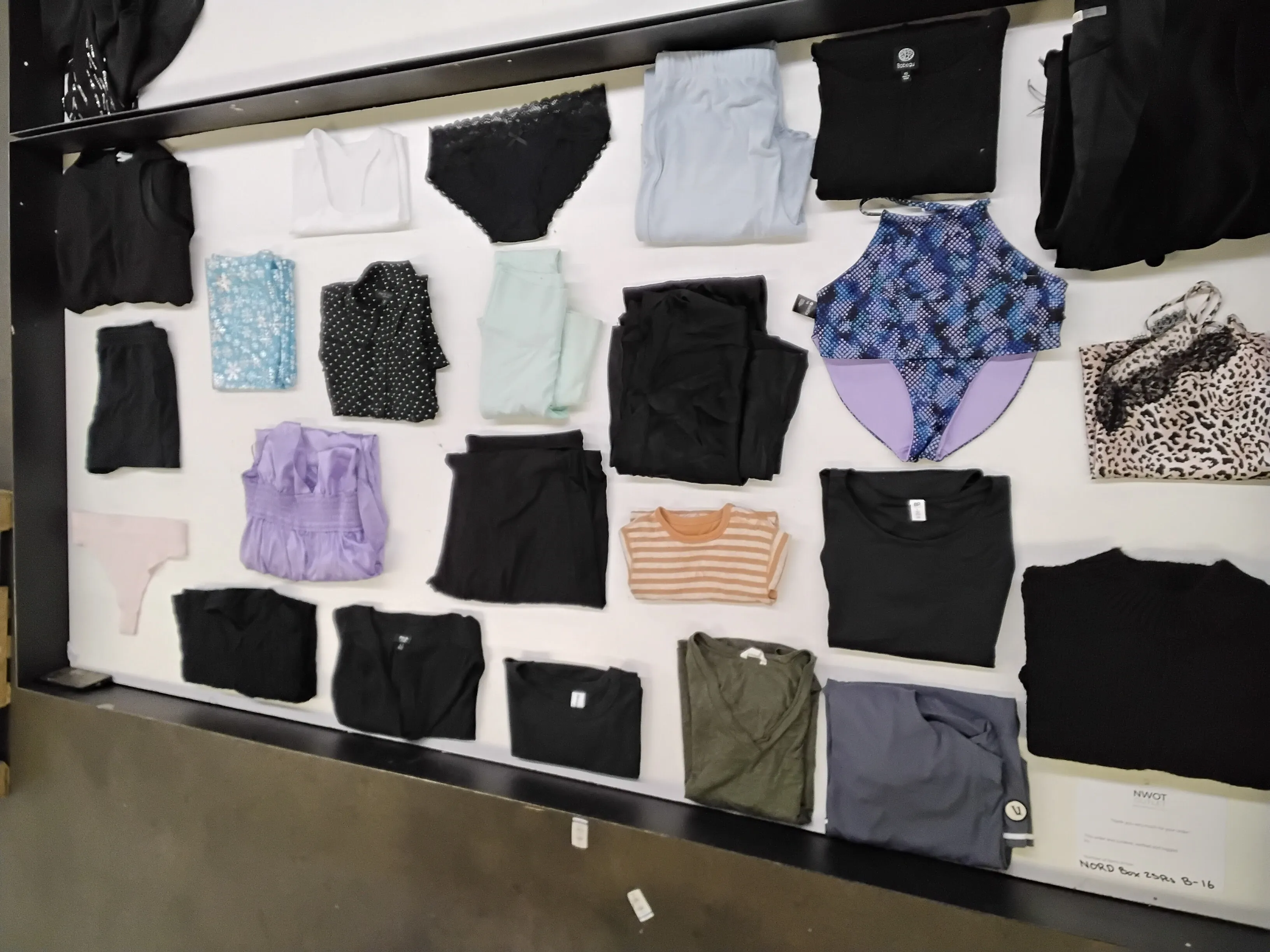 Luxury Fashion Retailer | Apparel Mix | MSRP $20-100 | Shelf-Pulls & Returns | 25 Pieces | Small Box #B-16