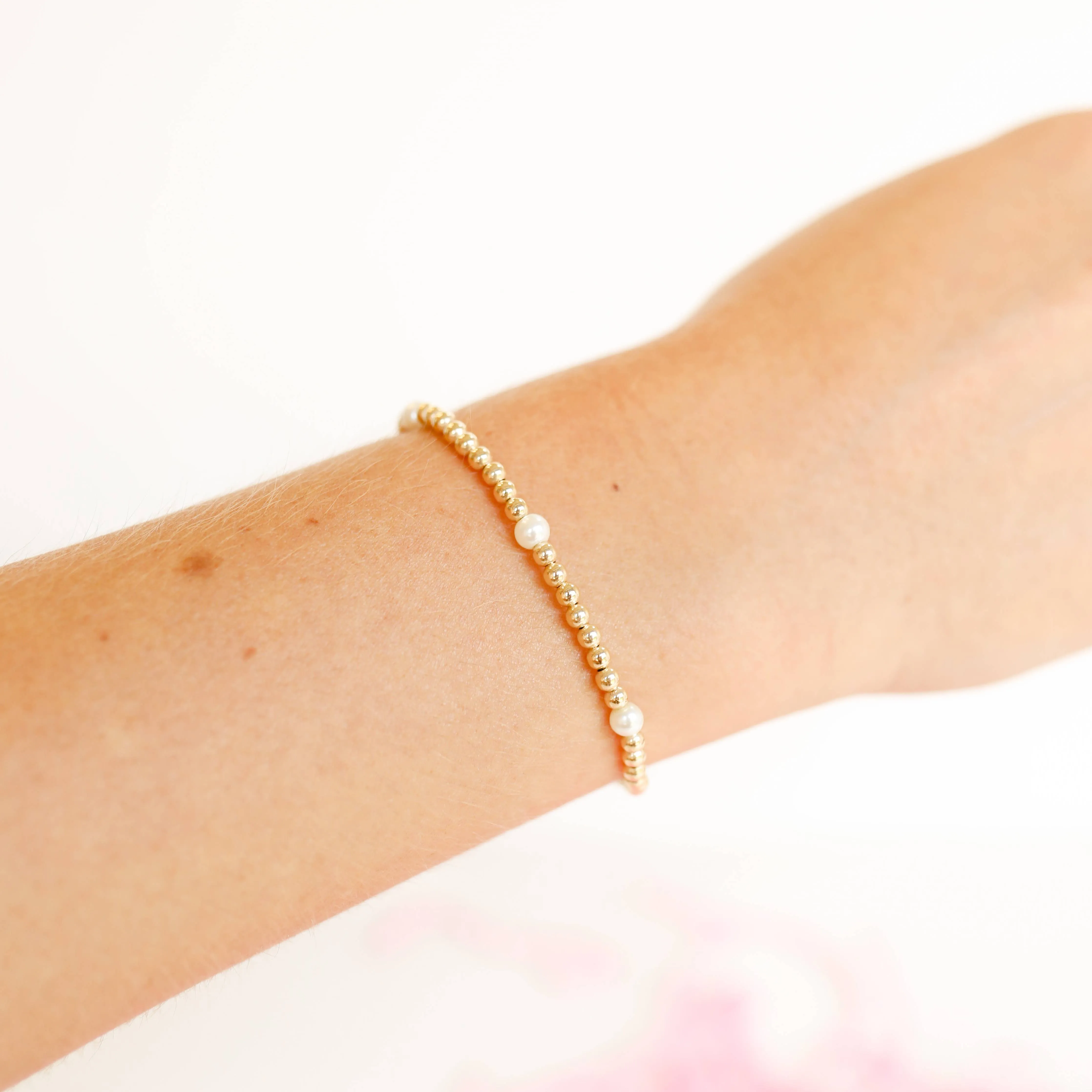 Madi Beaded Bracelet in Gold: Petite 6.25 inch