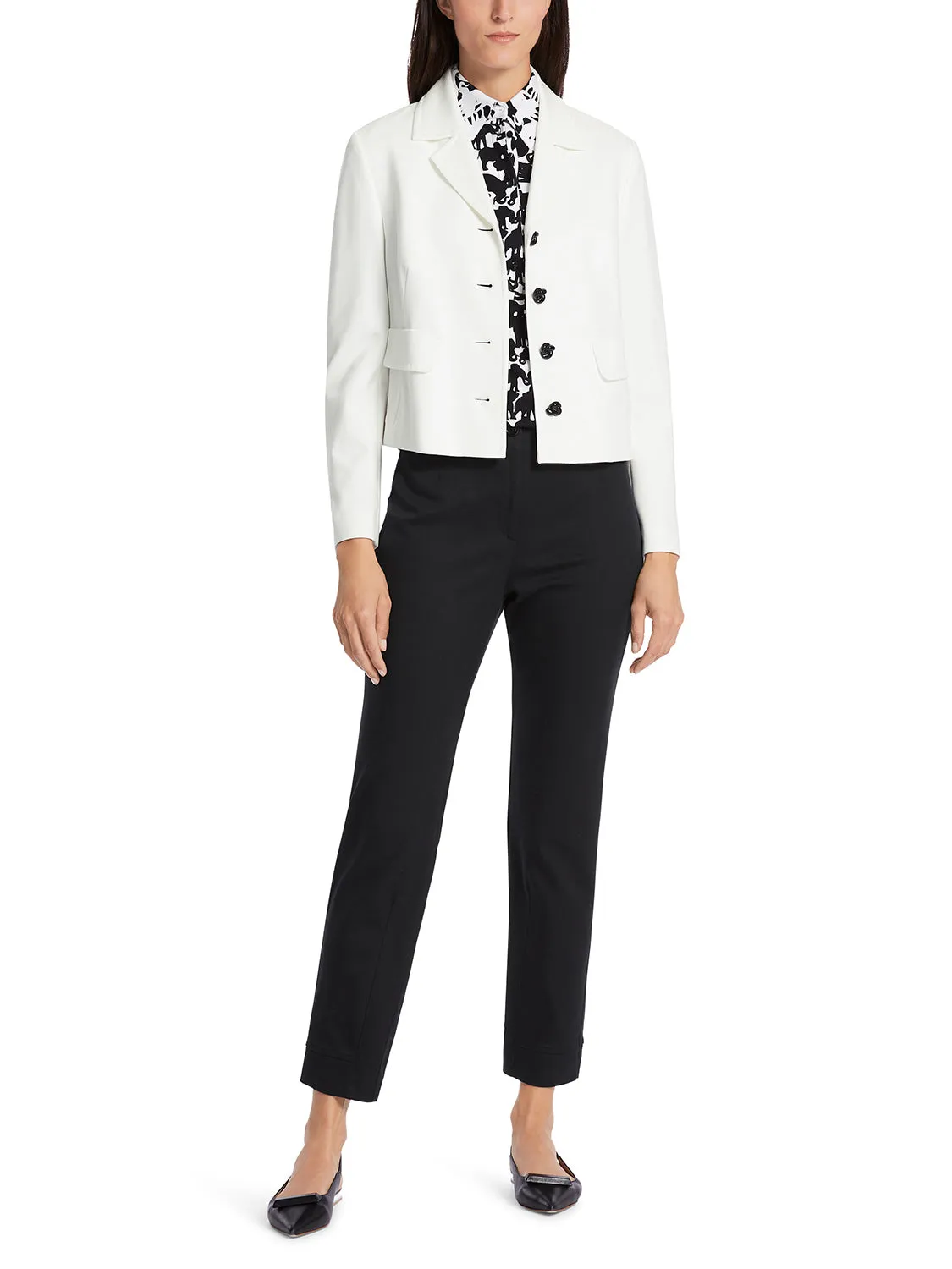 Marc Cain Short blazer with quilted edges WC 31.07 J42