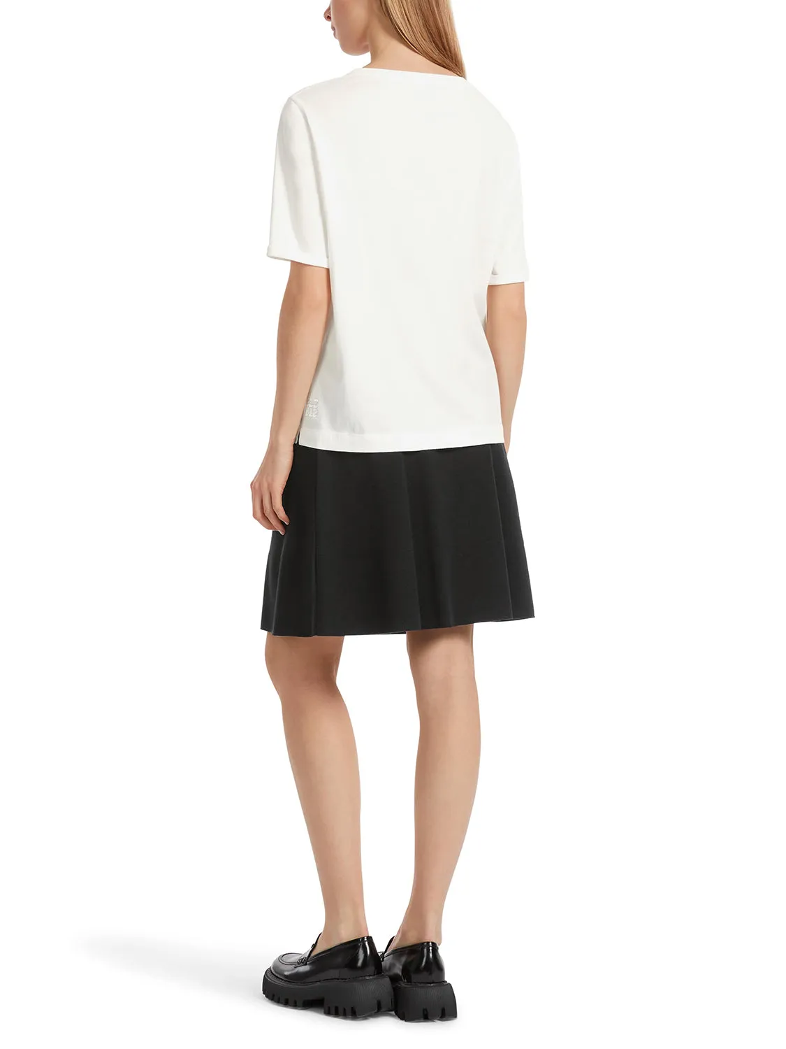 MarcCain T-shirt with Appliqué VS 48.08 J69