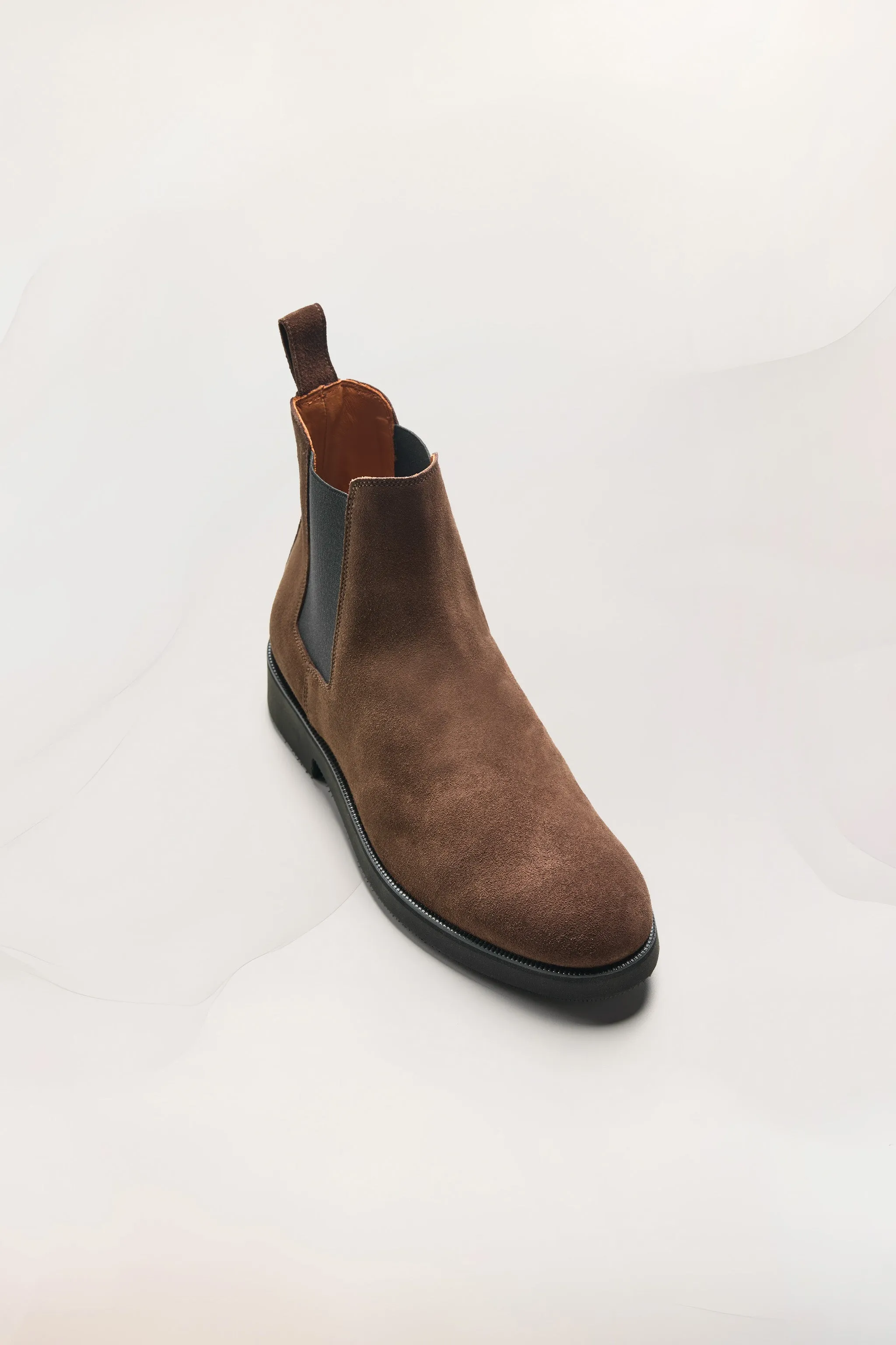 Mens Chelsea Boots in Umber Suede