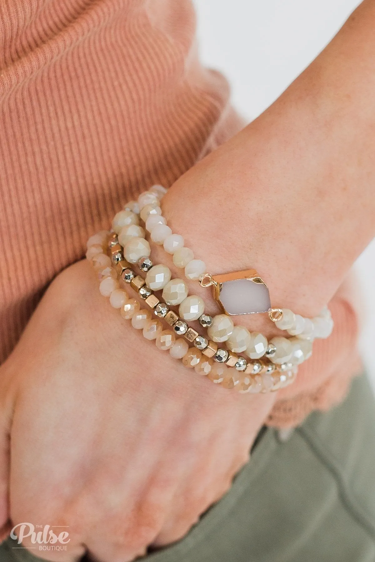 Oval & Stone Bracelet Set- Gold & Ivory