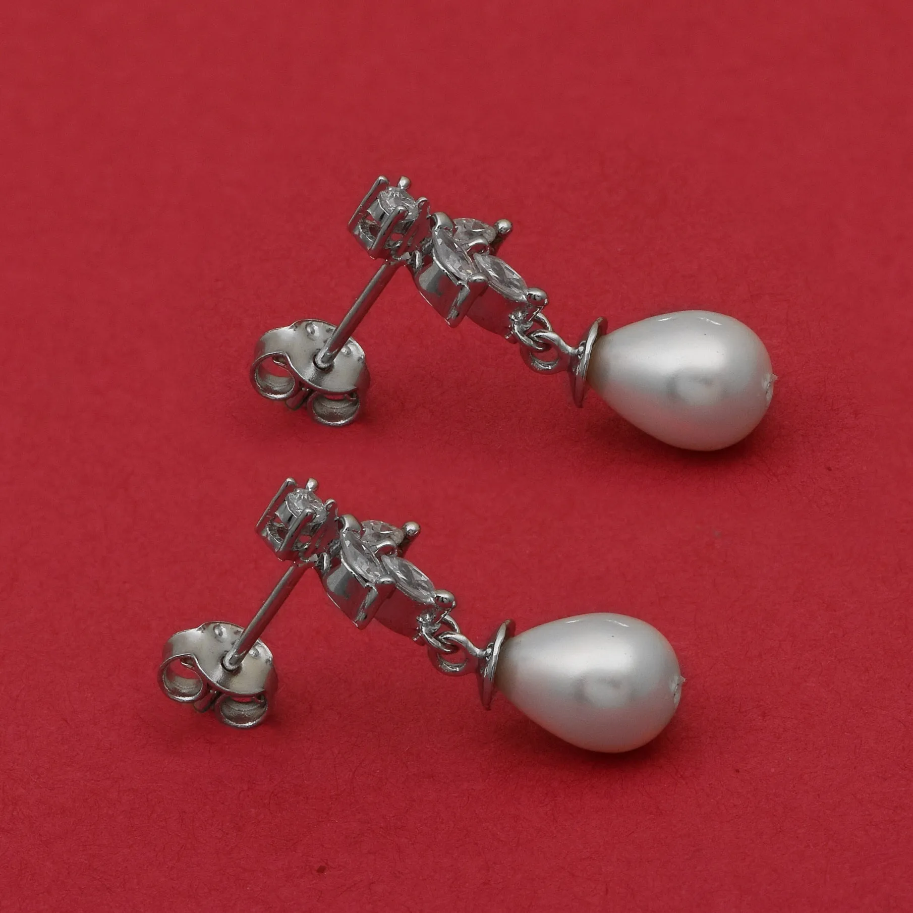 Pearl Dangle Earrings