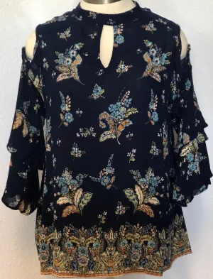 PLUS KEYHOLE COLD SHOULDER TOP