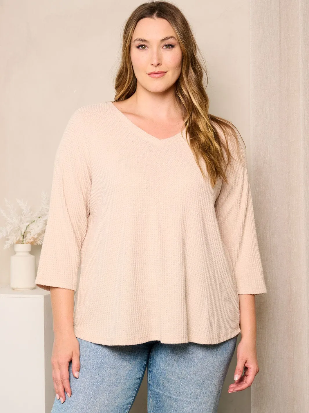 PLUS SIZE 3/4 SLEEVES V-NECK TUNIC TOP