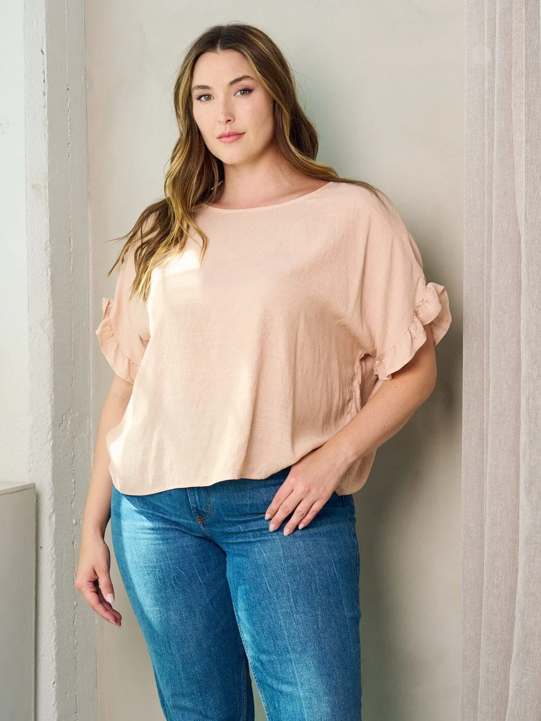PLUS SIZE SHORT RUFFLE SLEEVE TUNIC TOP