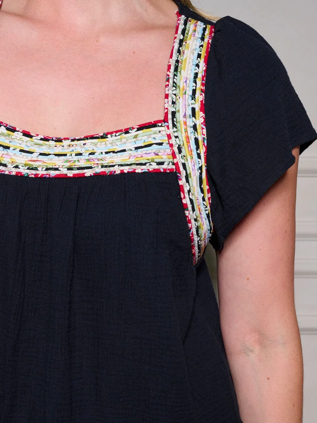PLUS SIZE SHORT SLEEVE SQUARE NECK TUNIC TRIM DETAILED TOP