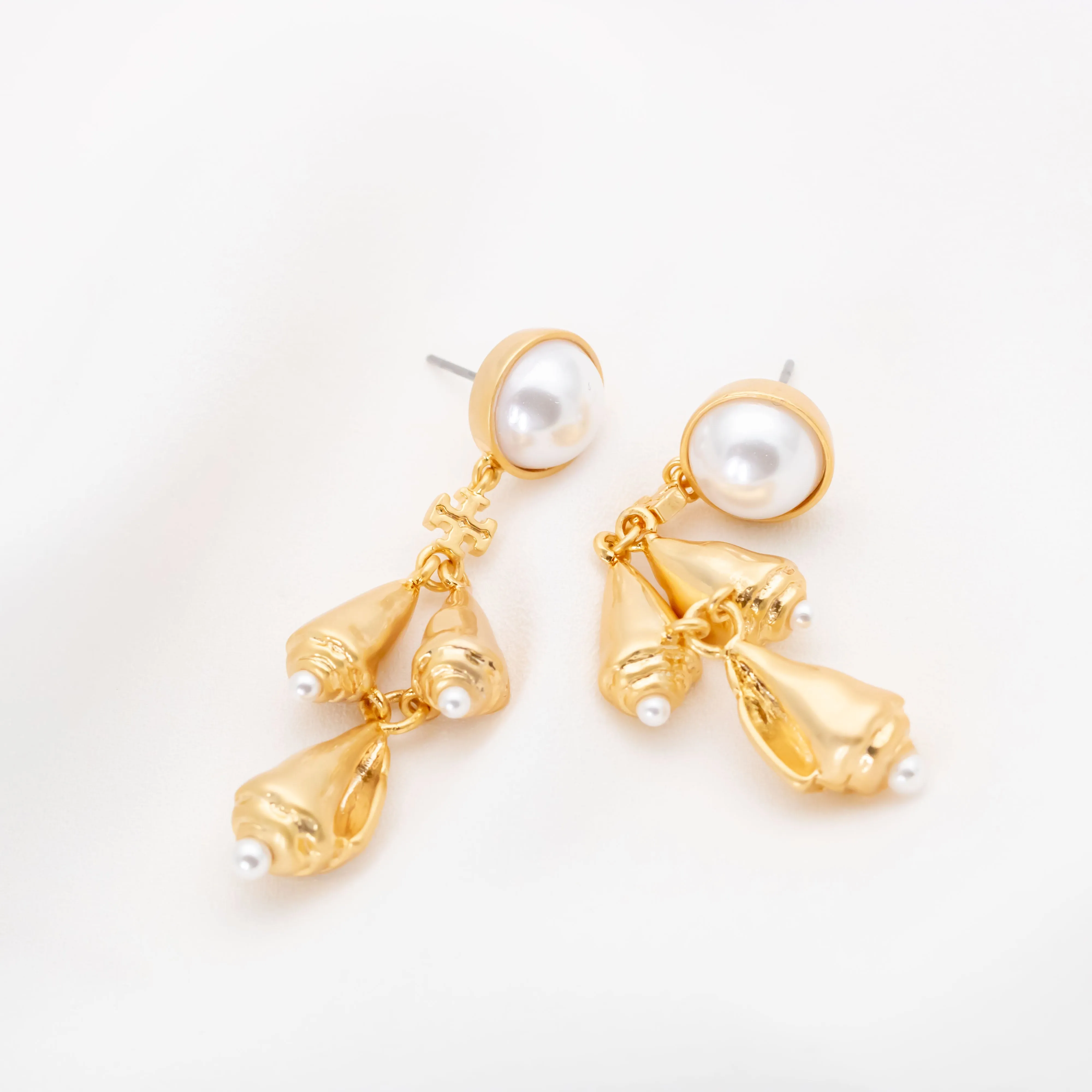 Poetry of Things Pearl Earrings