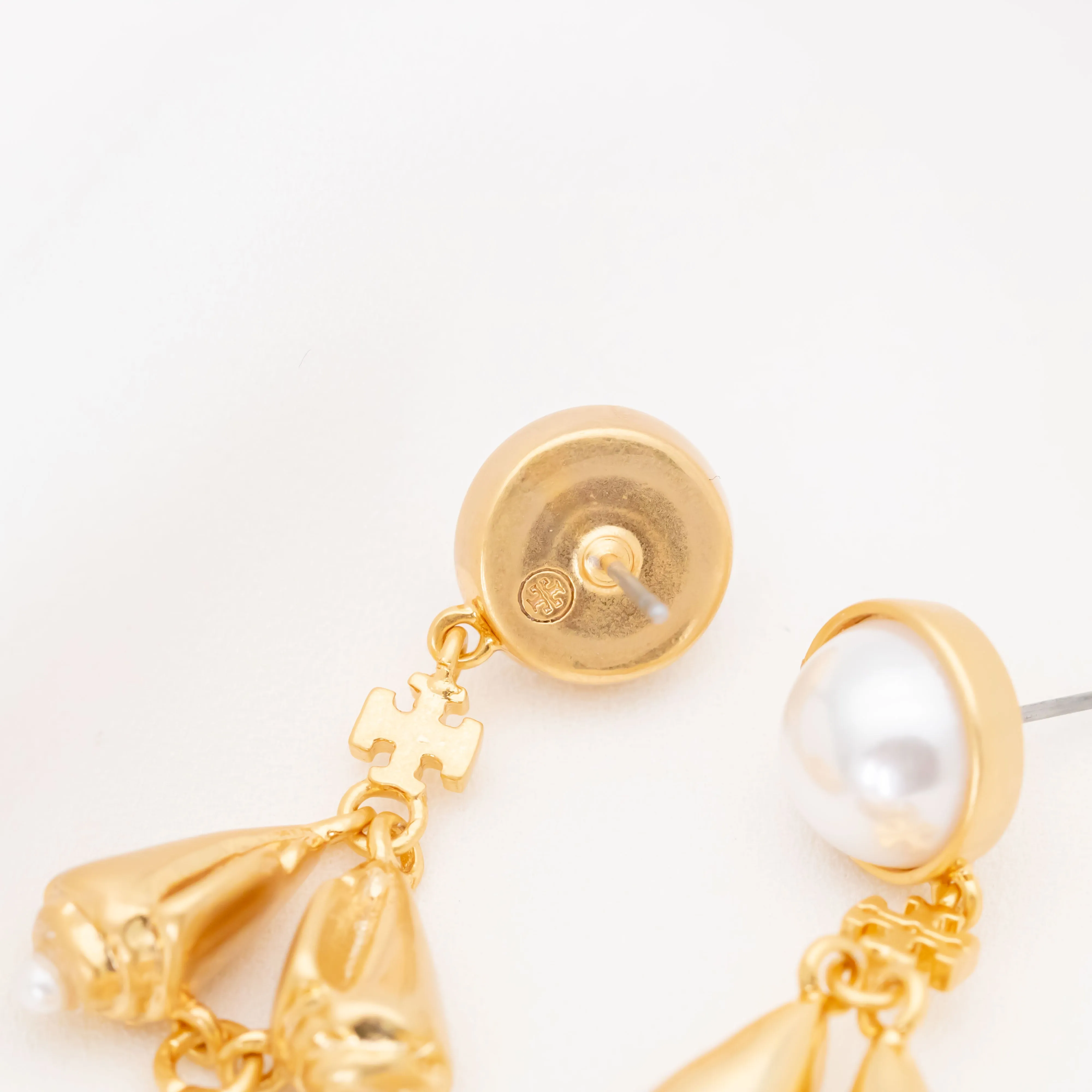 Poetry of Things Pearl Earrings