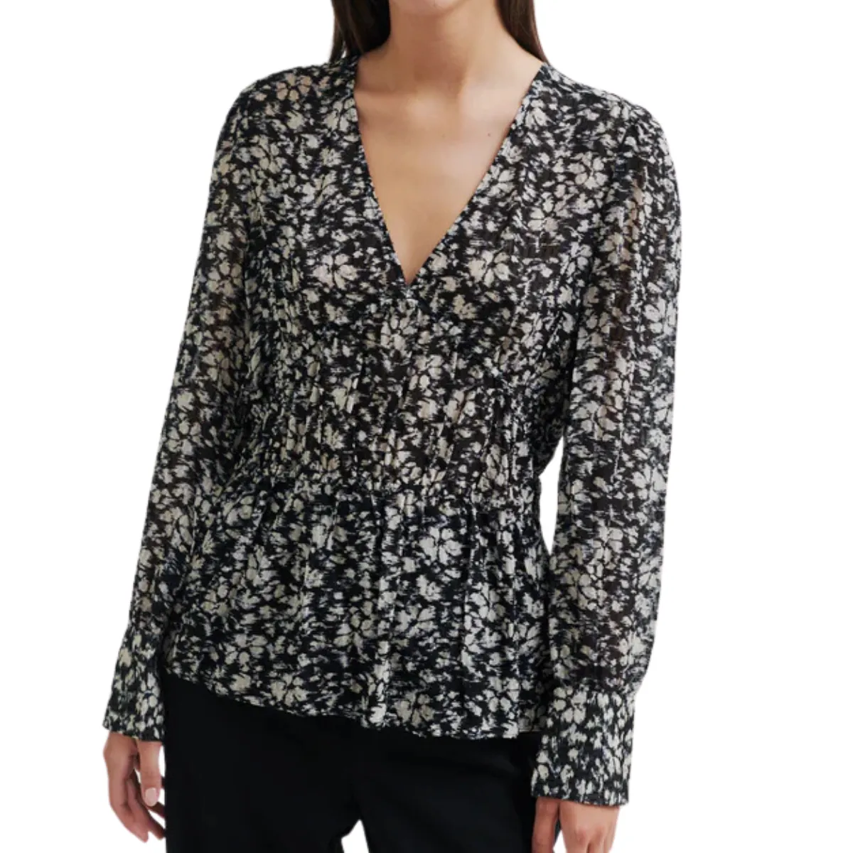 Scratch Blouse Black