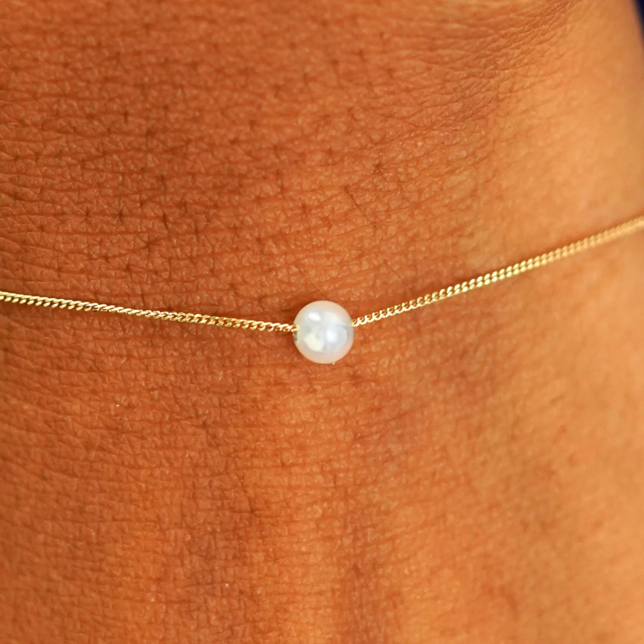 Small Pearl Slide Bracelet