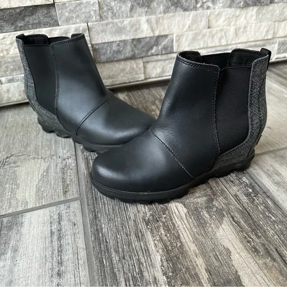 Sorel Youth  Joan of Arc Arctic ||  Black Gray Wedge ankle  Boots Size 3Y