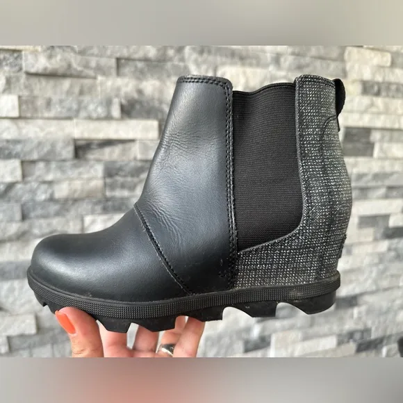 Sorel Youth  Joan of Arc Arctic ||  Black Gray Wedge ankle  Boots Size 3Y