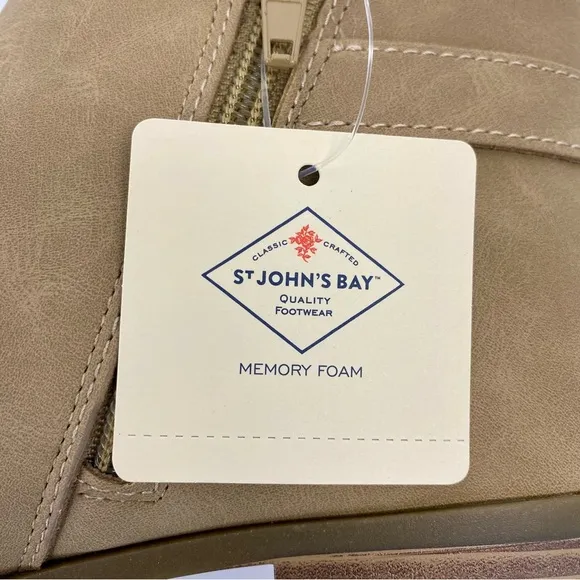 St Johns Bay Womens 7M SJB Rayford Ankle Boots Sand New in box Memory Foam