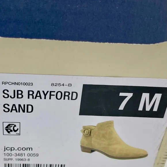 St Johns Bay Womens 7M SJB Rayford Ankle Boots Sand New in box Memory Foam