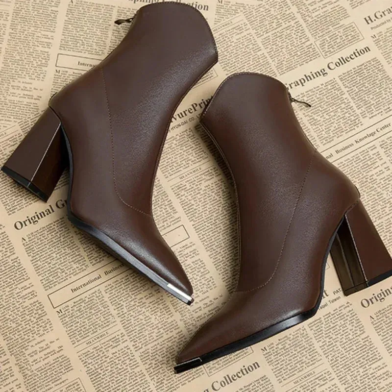 Sundown Style | Shiny Tip Chelsea Boots