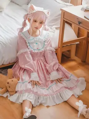 Sweet Lolita Dress Polyester Long Sleeves Ruffles Dress