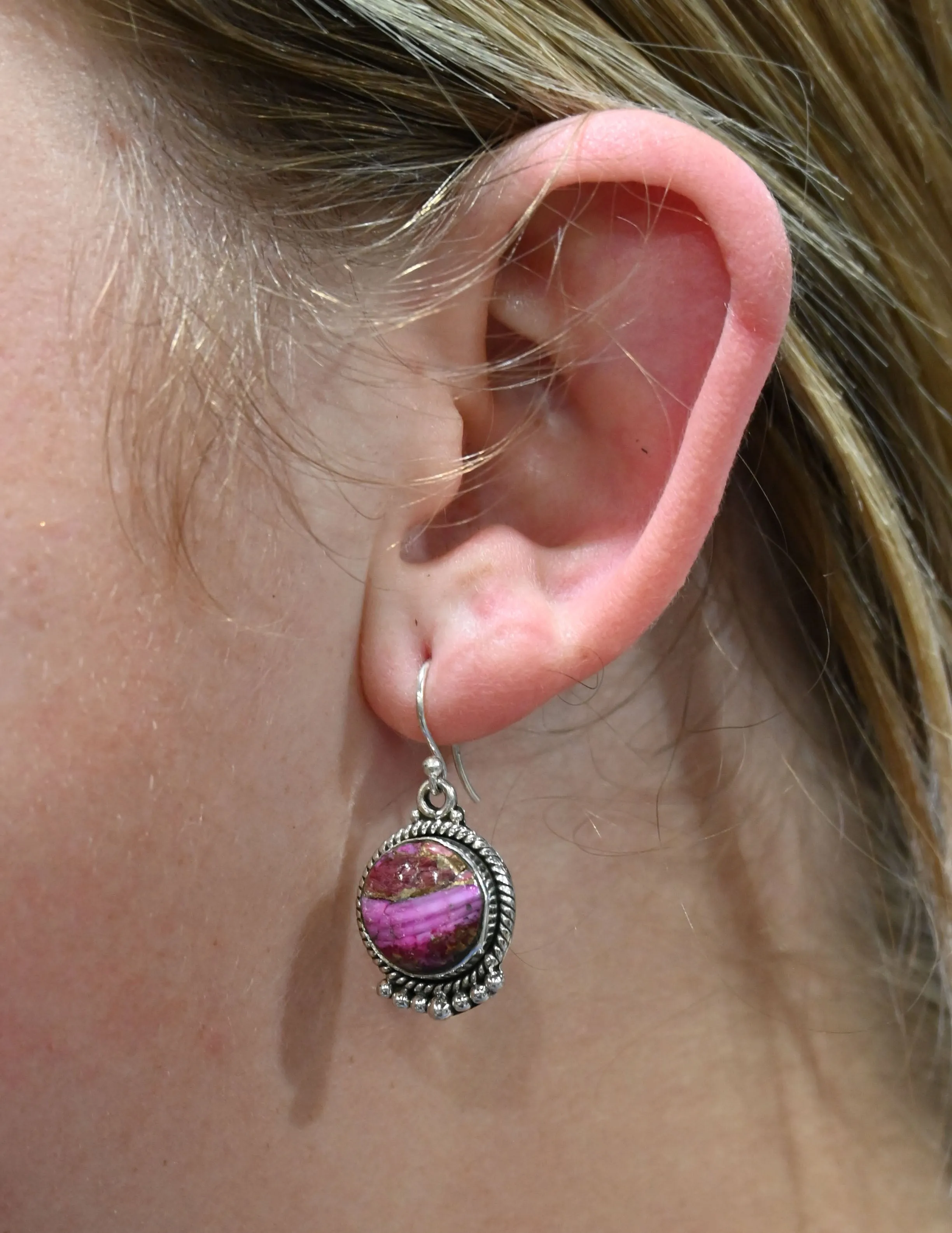 The Blake Earring with Pink Dangle Stone